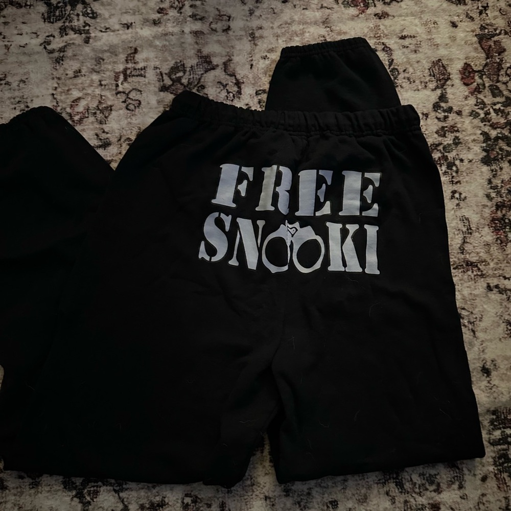 Free Snooki Sweatpants